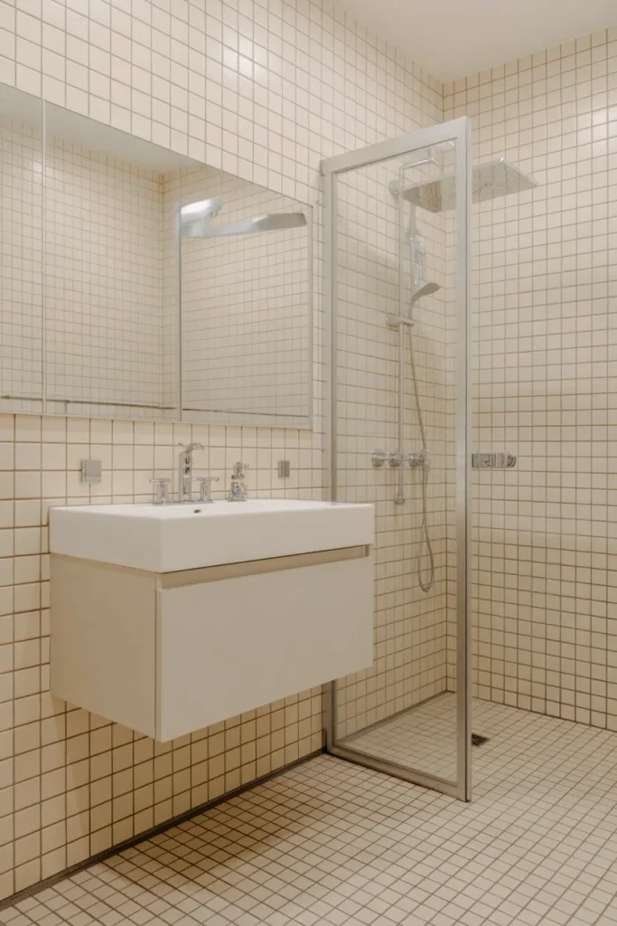 Diagonal Floor Tiles